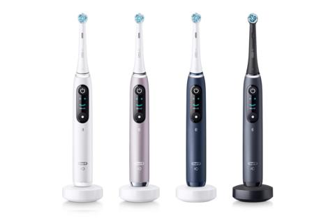 original Oral-B iO9 makes a superior clean easier to achieve every day.