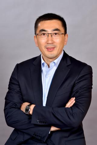 original The LYCRA Company Appoints Hua Du as Chief Executive Officer. With 30 years of leadership experience in the specialty chemical and biotechnology industries, Du is well positioned to lead the company into its next chapter.