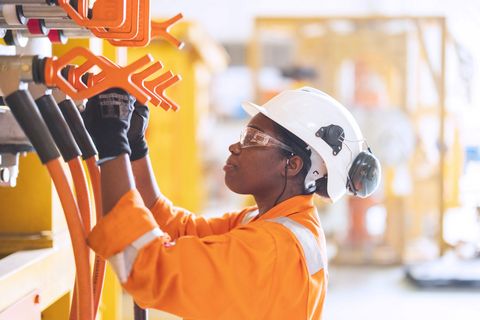 SLB OneSubsea™ joint venture has been awarded a contract by ExxonMobil Moçambique, Limitada, on behalf of its Area 4 partners, (ENH, CNPC, ENI, KOGAS and XRG), to deliver subsea production systems for the first phase of the offshore Rovuma LNG project in Mozambique.