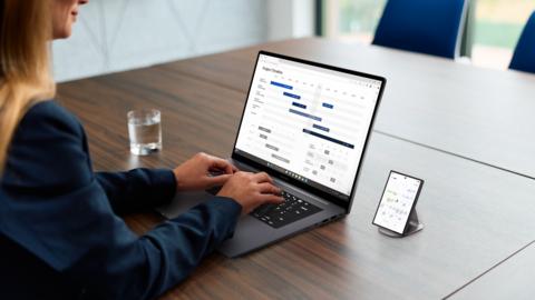 original Un sondage de Samsung Canada révèle que la technologie aide les Canadiens à avancer plus vite, mais que les corvées numériques continuent de les freiner.