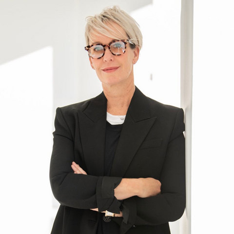 Elizabeth Dirgins, CarMax Executive Vice President, Chief Digital and Customer Officer