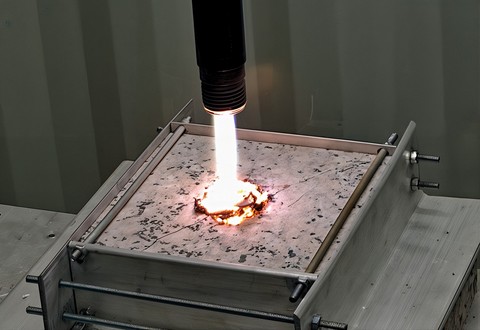 original Millimeter wave drilling test in Quaise Energy's laboratory. Credit: Quaise Energy.