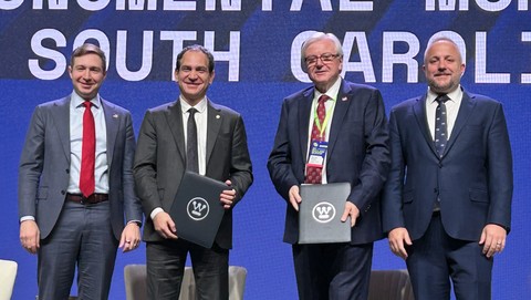 original From left: Associate Deputy Secretary of Energy Alex Fitzsimmons, Westinghouse President of New Plant Delivery Luca Oriani, USC President Michael Amiridis and U.S. Representative Russell Fry at the memorandum of understanding signing between Westinghouse and USC at the Third Annual South Carolina Nuclear Summit in Columbia.