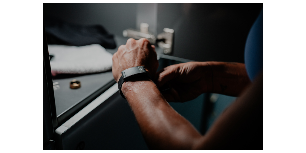 QALO Launches the SL-1 Smart Band, a Next-Generation Wearable, to Expand Its Health Tech Platform 1 DIGITAL USE ONLY DSC01220