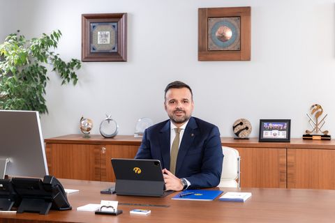 Dr. Ali Taha Koc, Turkcell CEO