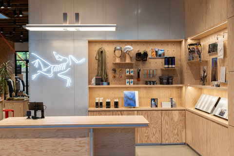 original Arc'teryx - Abbott Kinney Store Interior