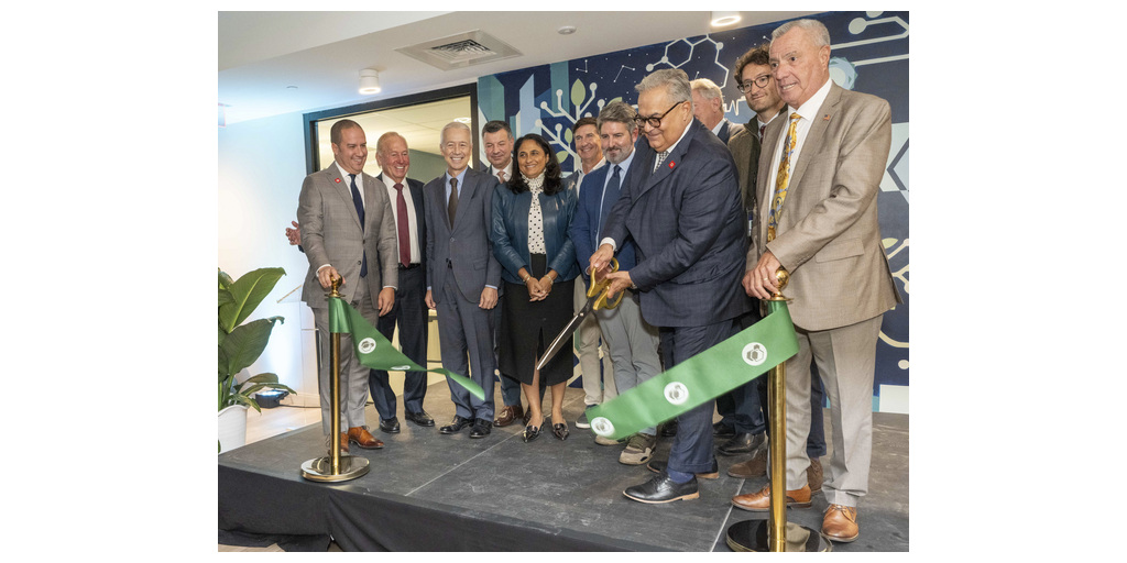 Portal Innovations and the New Brunswick Development Corporation Celebrate Grand Opening of the New Jersey Innovation Hub with Ribbon Cutting Ceremony 1 Portal Hub 2 1 edited