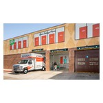 U-Haul_Store_Covered_Load_Unload.jpg