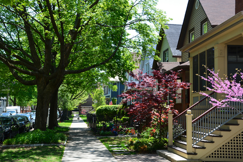 original FHLBank Chicago has expanded low loan balance pricing options through MPF Traditional and MPF Xtra, giving members greater flexibility to support mortgage lending in their communities.
