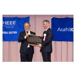 Toshio_Fukuda_presents_the_IEEE_Milestone_plaque_to_Naoyuki_Kurita.jpg