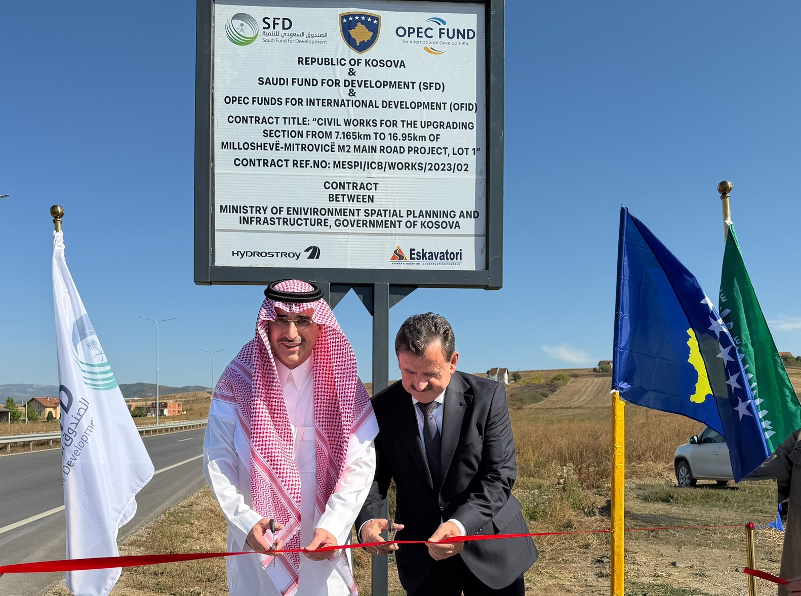 SFD CEO and Kosovo officials cutting ribbon for the upgraded Pristinau2013Mitrovica Highway. (Photo: AETOSWire)