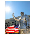 desantis-statue-under-4mb.jpg