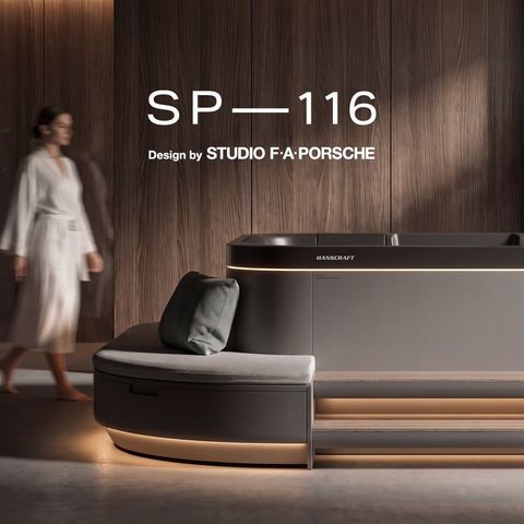 original HANSCRAFT SP—116, designed by Studio F. A. Porsche