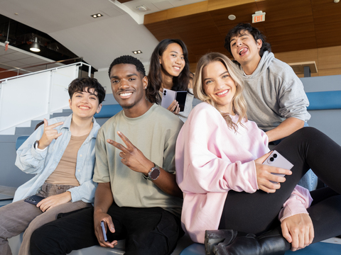 original Samsung Canada Opens Applications for Galaxy Campus Crew, a New National Program for Post-Secondary Students