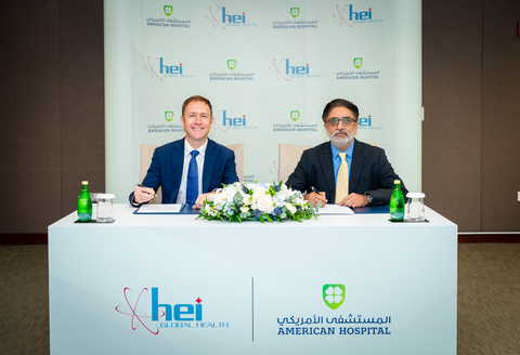 original يحتفل Brian Raggett، نائب الرئيس الأول للاستراتيجية والنمو في HEI Global Health، وRohit Gandhi، المدير المالي للمجموعة في المستشفى الأمريكي في دبي، بالتوقيع الرسمي على الاتفاقية التي تجعل المستشفى الأمريكي في دبي شريكًا في Alpha Partner for RevOptix™، منصة إدارة دورة الإيرادات المدعومة بالذكاء الاصطناعي من HEI Global Health.