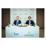 HEI-AHD_Signing_Photo.jpg