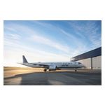 E195-E2-Porter-airlines-on-the-ground_resized.jpg